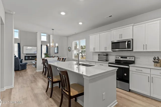 $339,900 | 1519 Judith Drive Southeast, Bolivia, NC 28422