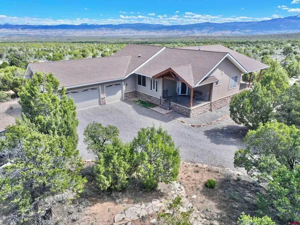 $1,200,000 | 62100 V62 Trail, Montrose, CO 81403