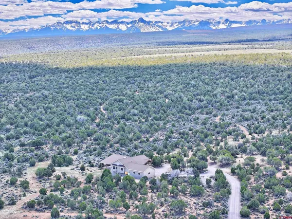 $1,200,000 | 62100 V62 Trail, Montrose, CO 81403