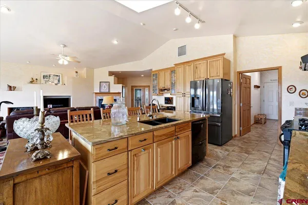 $1,200,000 | 62100 V62 Trail, Montrose, CO 81403
