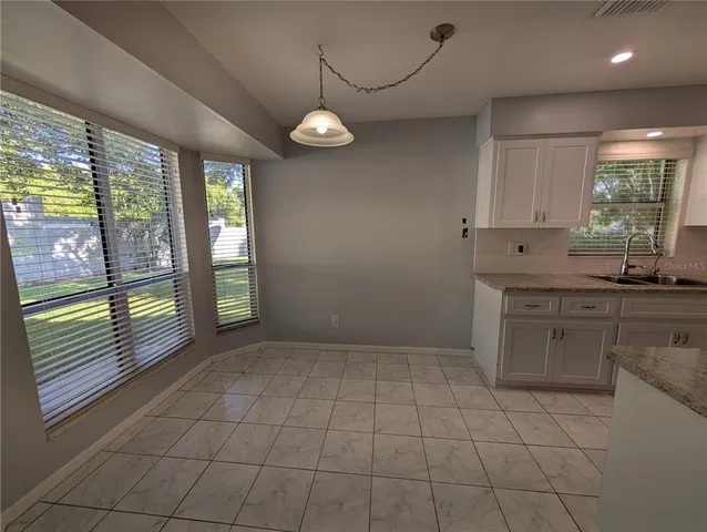 $2,300 | 196 Hunter Court, Palm Harbor, FL 34684