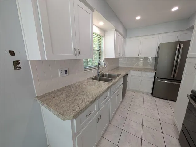 $2,300 | 196 Hunter Court, Palm Harbor, FL 34684