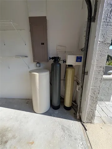 $2,300 | 196 Hunter Court, Palm Harbor, FL 34684