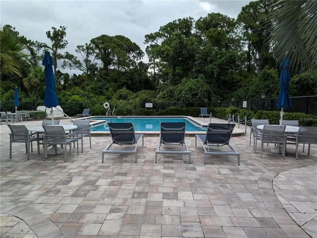 $2,300 | 196 Hunter Court, Palm Harbor, FL 34684
