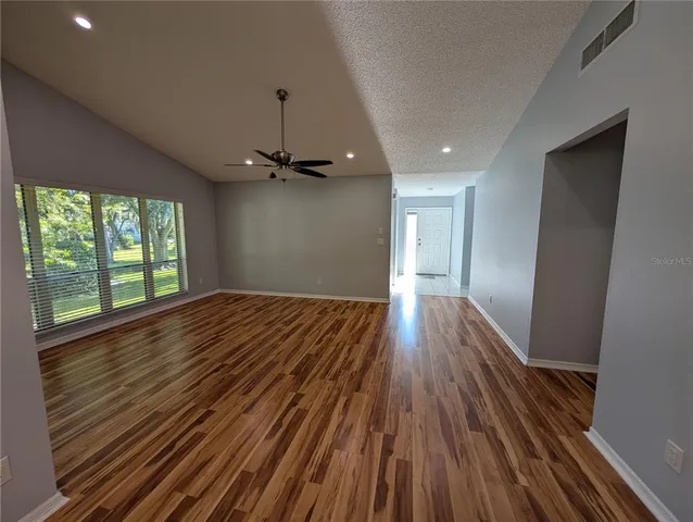 $2,300 | 196 Hunter Court, Palm Harbor, FL 34684