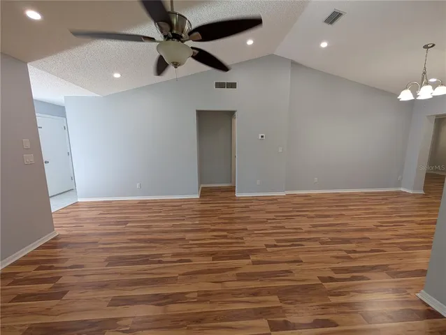 $2,300 | 196 Hunter Court, Palm Harbor, FL 34684