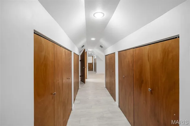 $200,000 | 315 Richarz Drive, Fenton, MO 63026