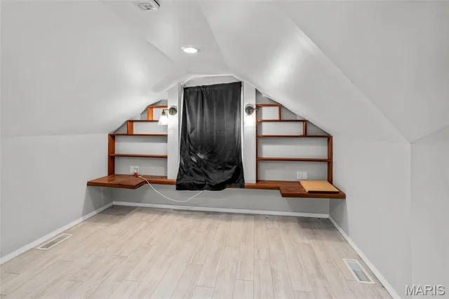 $200,000 | 315 Richarz Drive, Fenton, MO 63026