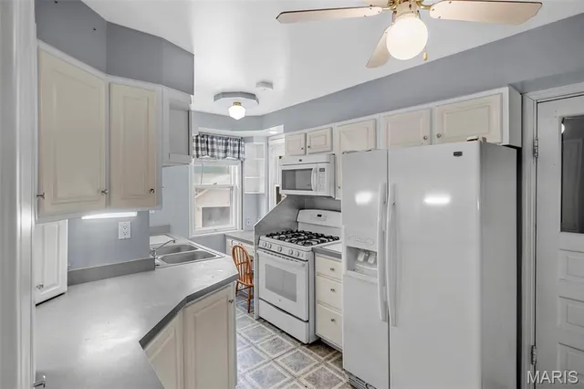 $200,000 | 315 Richarz Drive, Fenton, MO 63026