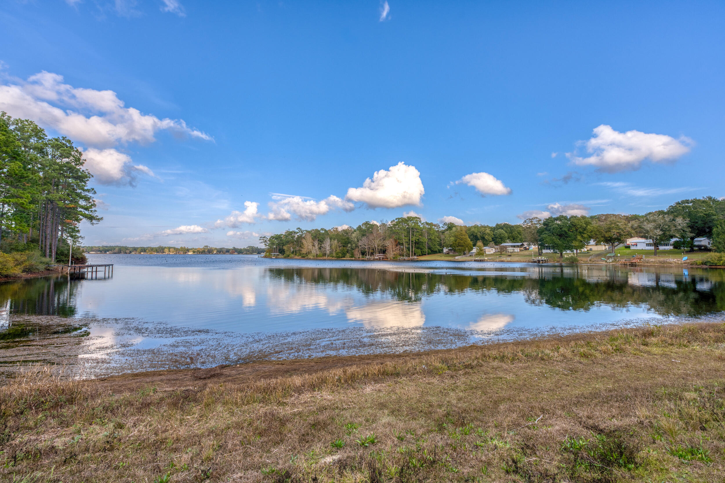 281 Pipers Landing Road DeFuniak Springs, FL 32433 - Photo 9 of 22 a view of a lake