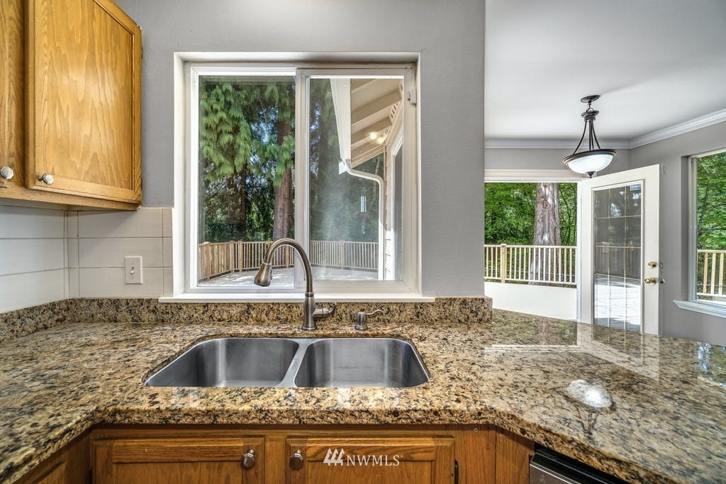 18708 2nd Place West Bothell, WA 98012 - Photo 12 of 39