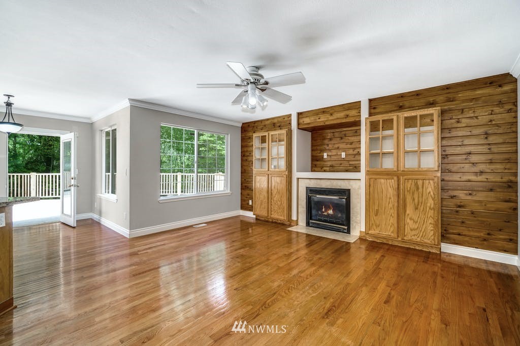 18708 2nd Place West Bothell, WA 98012 - Photo 13 of 39