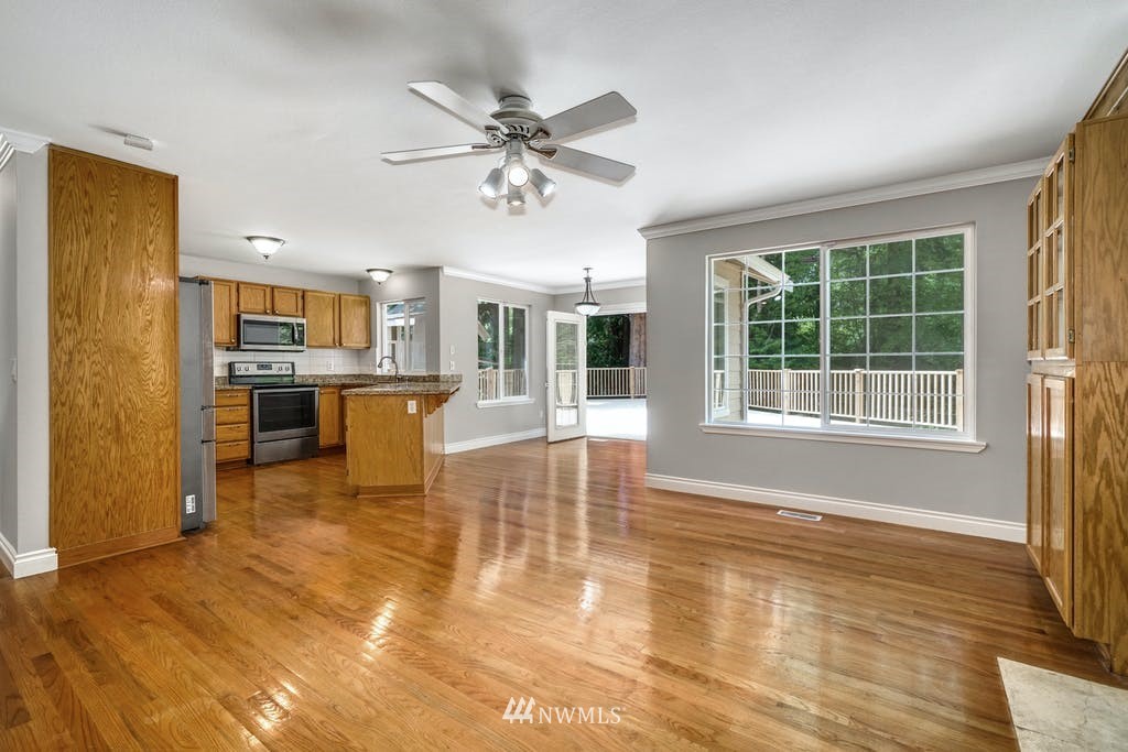 18708 2nd Place West Bothell, WA 98012 - Photo 15 of 39