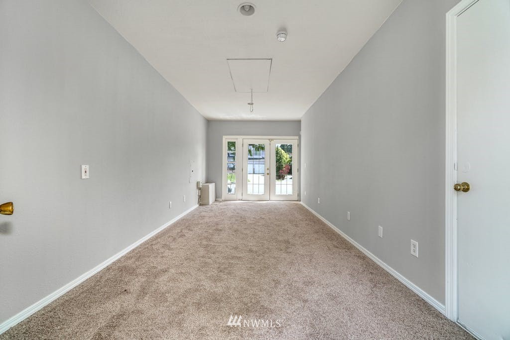 18708 2nd Place West Bothell, WA 98012 - Photo 25 of 39