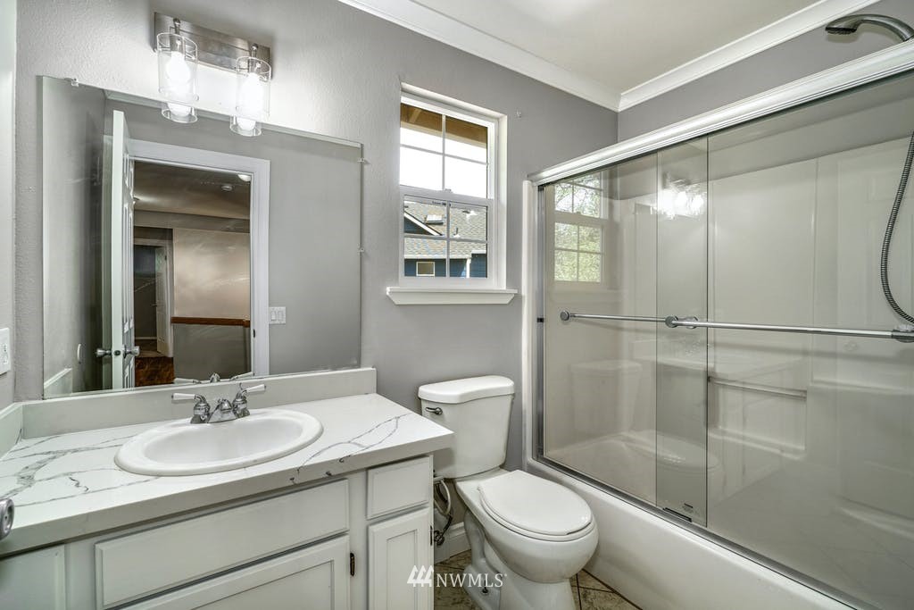 18708 2nd Place West Bothell, WA 98012 - Photo 33 of 39