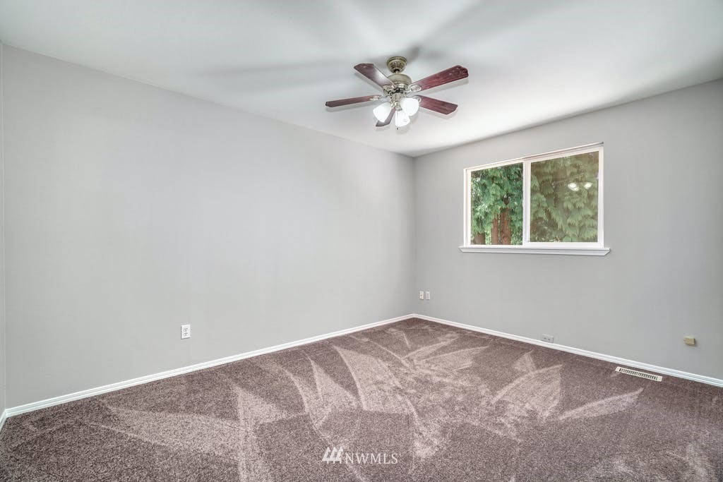 18708 2nd Place West Bothell, WA 98012 - Photo 35 of 39