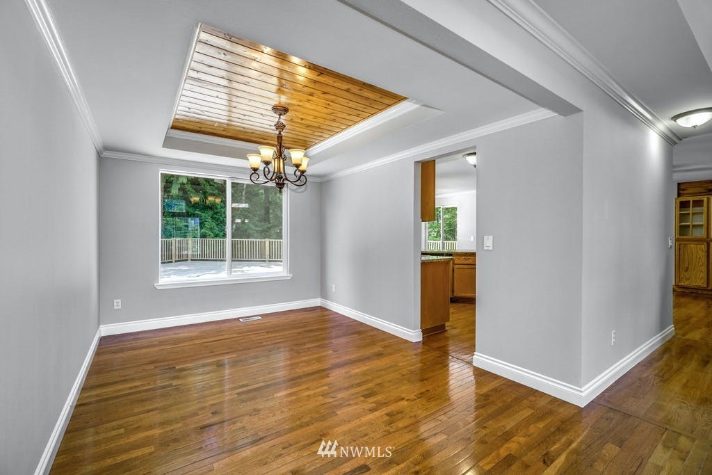 18708 2nd Place West Bothell, WA 98012 - Photo 8 of 39