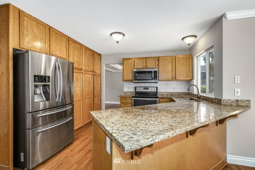 18708 2nd Place West Bothell, WA 98012 - Photo 9 of 39