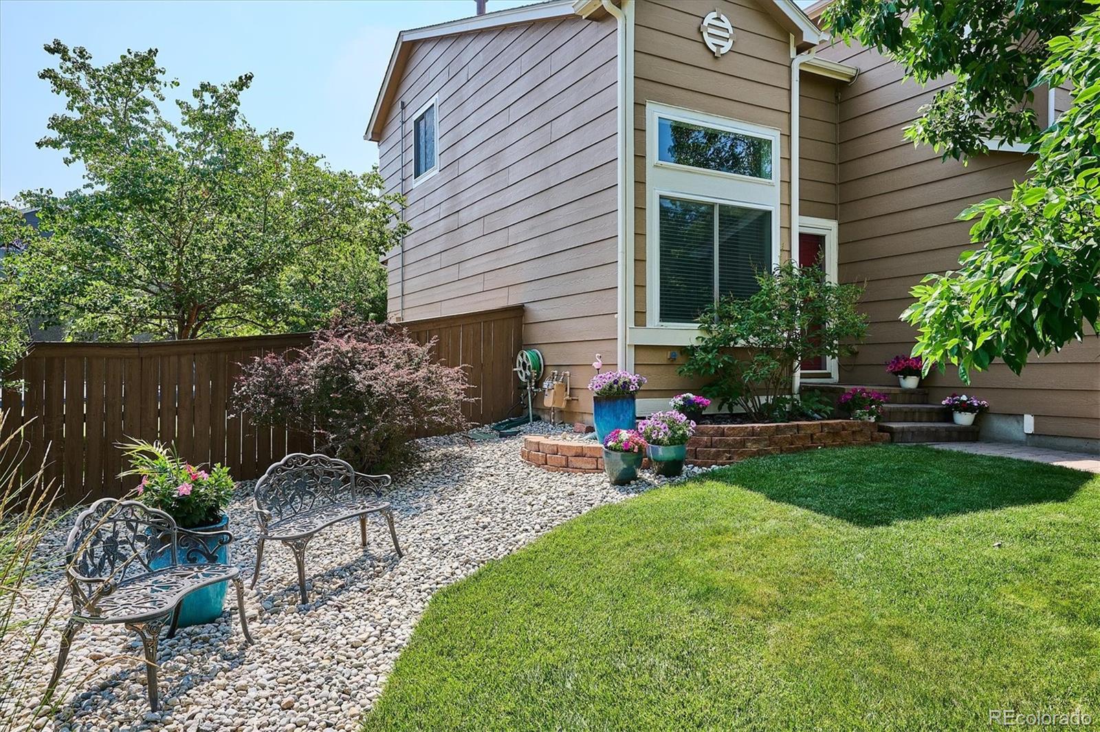 9711 Moss Rose Circle Highlands Ranch, CO 80129 - Photo 3 of 50