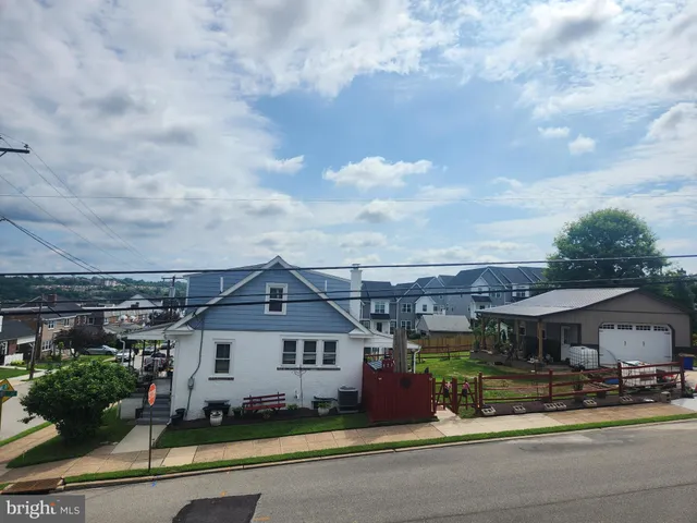 $369,900 | 500 East Rambo Street, Bridgeport, PA 19405