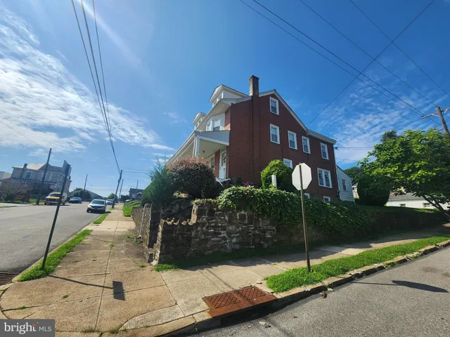 $369,900 | 500 East Rambo Street, Bridgeport, PA 19405