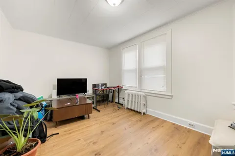 $649,000 | 202 Devon Street, Kearny, NJ 07032