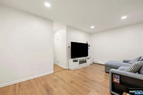 $649,000 | 202 Devon Street, Kearny, NJ 07032