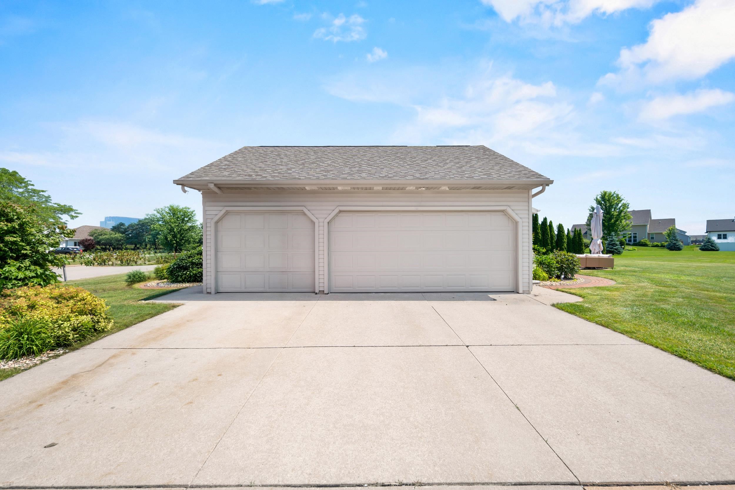 N9421 Olde Oak Tree Court Appleton, WI 54915 - Photo 35 of 46