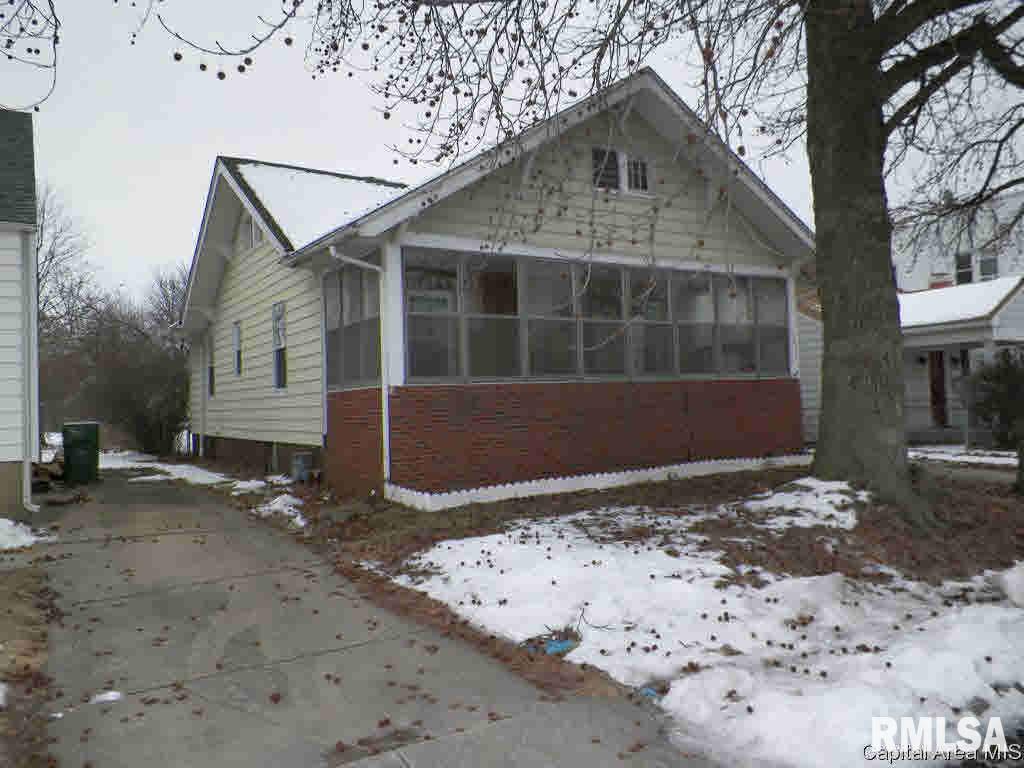 1912 North 8th Street Springfield, IL 62702 - Photo 1 of 15