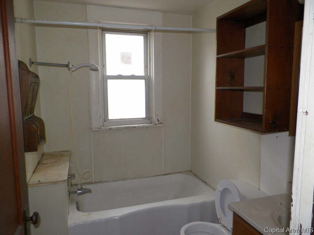 1912 North 8th Street Springfield, IL 62702 - Photo 8 of 15