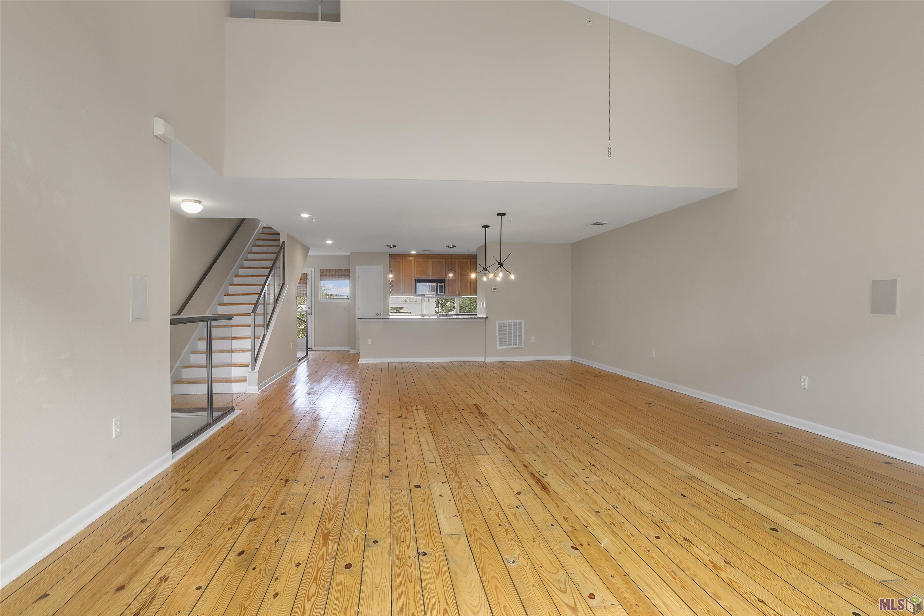 1720 Nicholson Drive, Unit 23 Baton Rouge, LA 70802 - Photo 5 of 13 Gallery Image 5