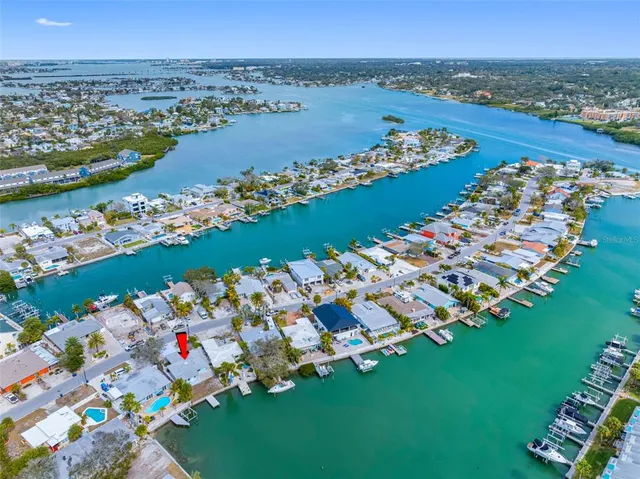 $675,000 | 307 Bahia Vista Drive, Indian Rocks Beach, FL 33785