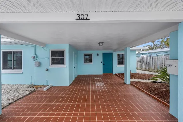 $675,000 | 307 Bahia Vista Drive, Indian Rocks Beach, FL 33785