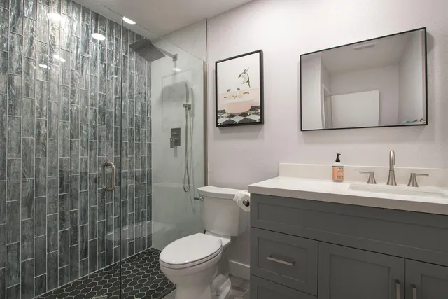 $3,000 | 164 Desert Falls Drive East, Palm Desert, CA 92211