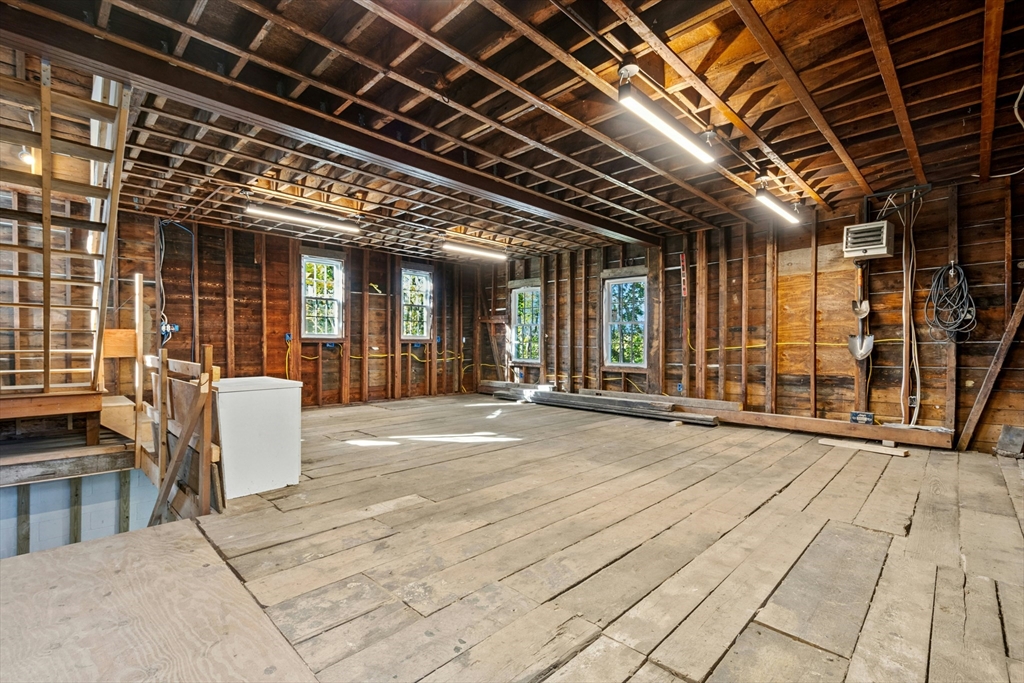 8 Pine Street, Unit 4 Boston, MA 02136 - Photo 4 of 20