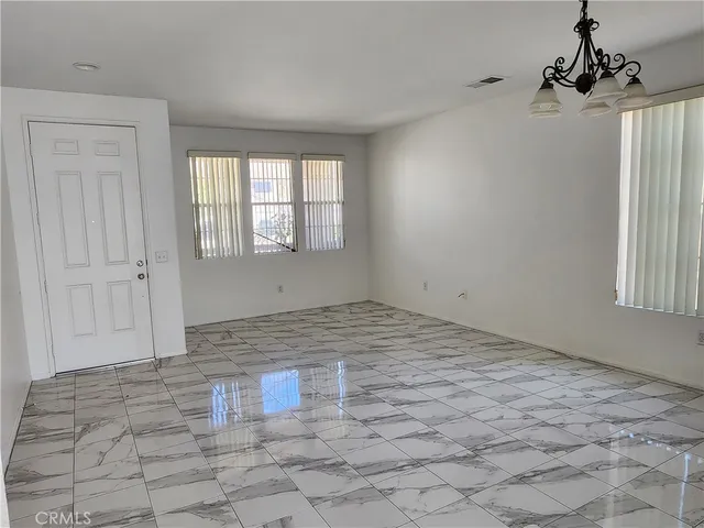 $2,900 | 950 Tucson Court, San Jacinto, CA 92583