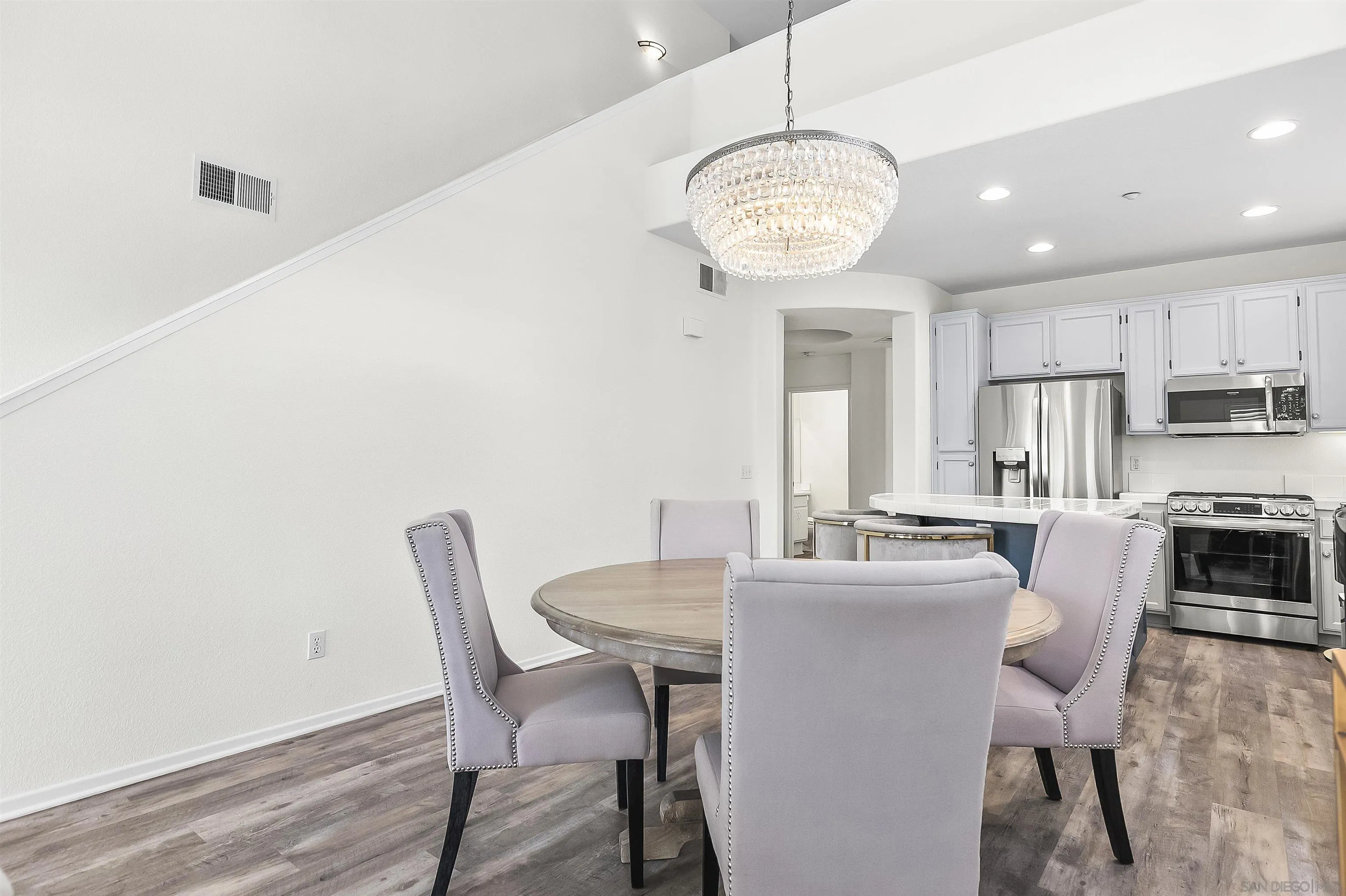 3177 Dehesa Road El Cajon, CA 92019 - Photo 14 of 55 a dining room with furniture and window