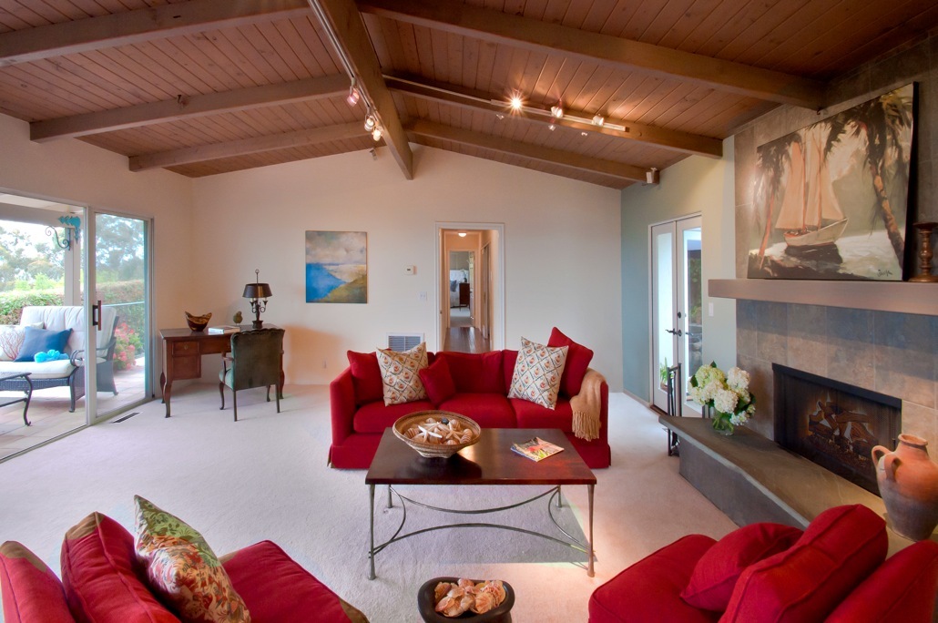 1061 Garcia Road Santa Barbara, CA 93103 - Photo 4 of 18 Expansive L/R w/ Stunning Views