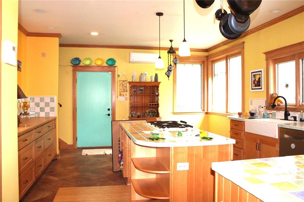 200 School Street Pittsburgh, PA 15205 - Photo 17 of 46 a kitchen with a table and chairs