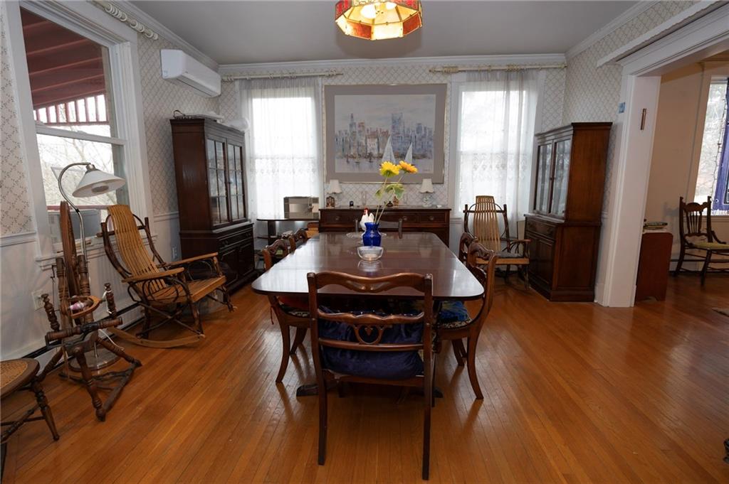 200 School Street Pittsburgh, PA 15205 - Photo 19 of 46 a dining room with furniture and window