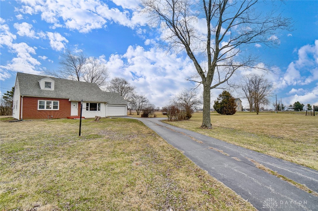 3564 Shrine Road Springfield, OH 45502 - Photo 3 of 45