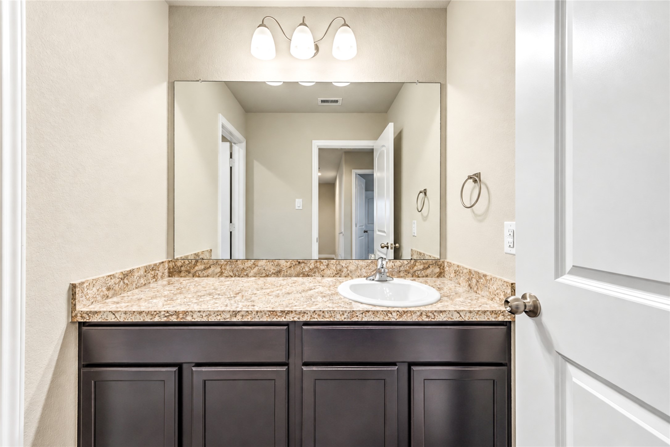 1058 Rancho Grande Drive Channelview, TX 77530 - Photo 27 of 50 Gallery Image 27