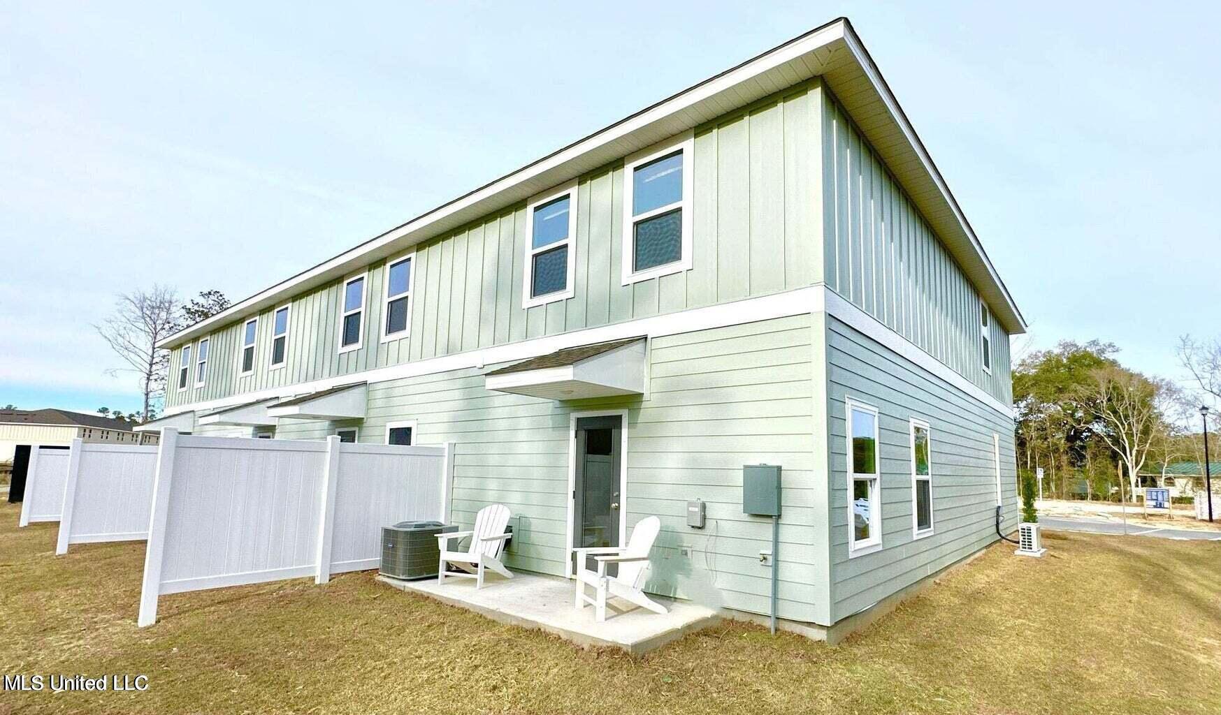 142 Debuys Road Gulfport, MS 39507 - Photo 17 of 19 20240207204155997433000000-o