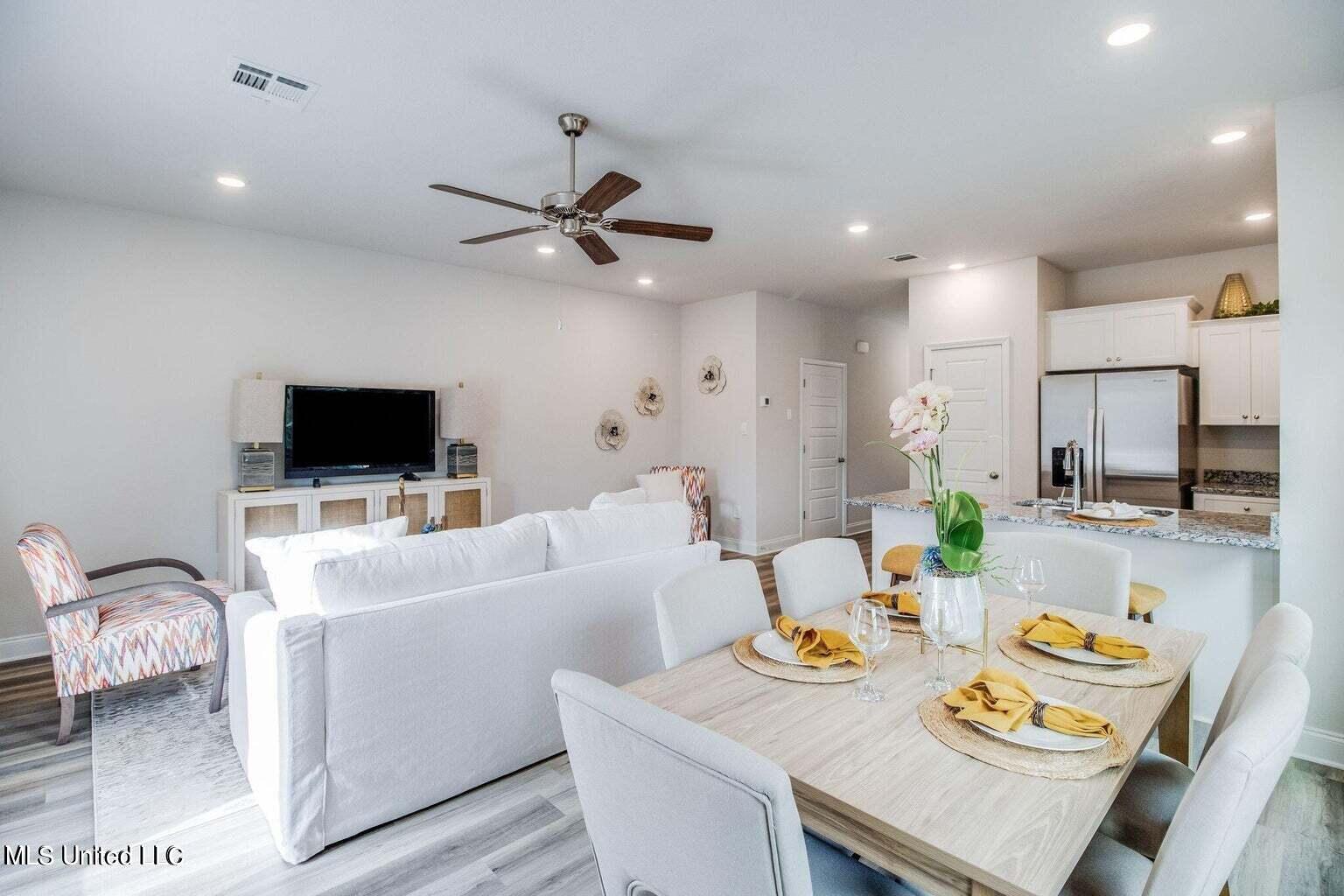 142 Debuys Road Gulfport, MS 39507 - Photo 7 of 19 20240207204127612133000000-o