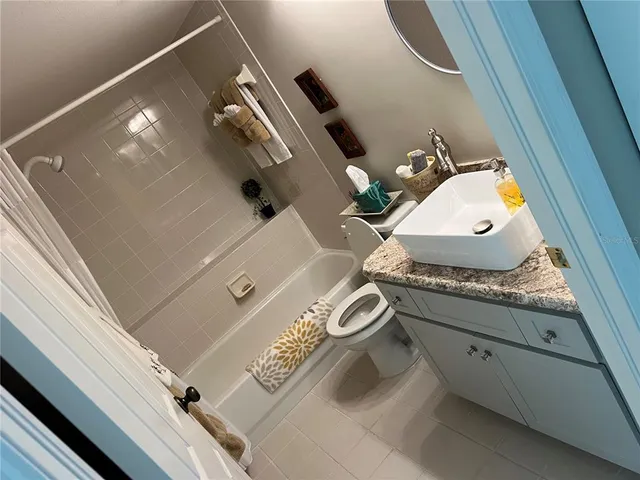 $275,000 | 2210 Utopian Drive East, Unit 214, Clearwater, FL 33763