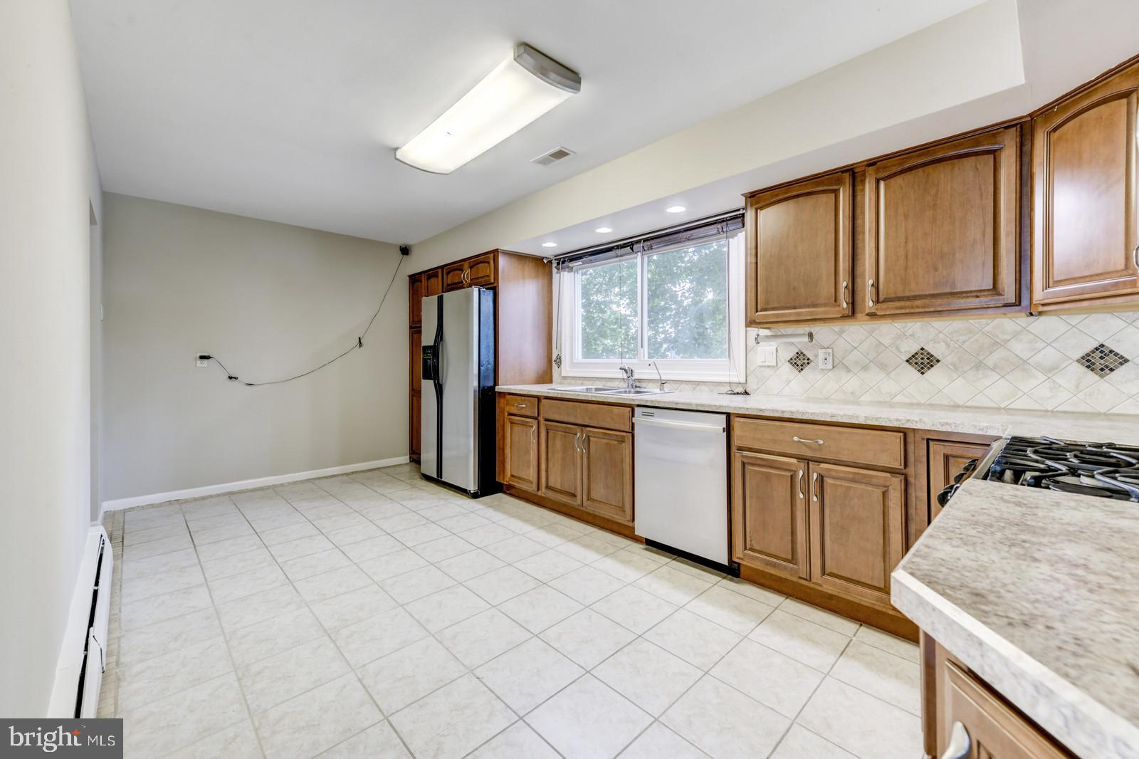 259 Sicklerville Road Williamstown, NJ 08094 - Photo 10 of 27 Gallery Image 10