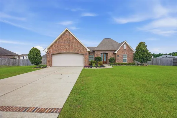 $372,750 | 2419 Doran Drive, Lake Charles, LA 70611