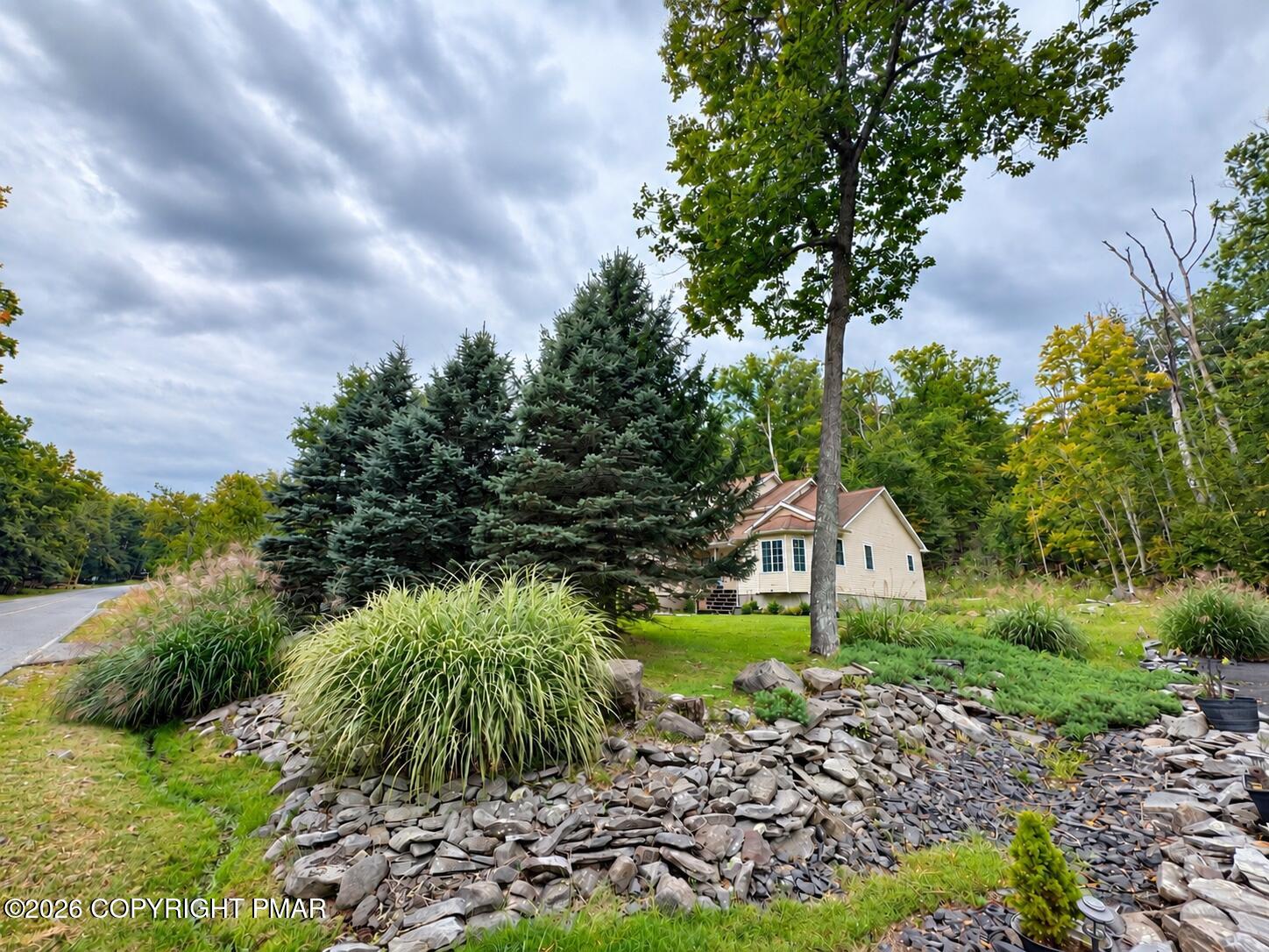 6043 Decker Road Bushkill, PA 18324 - Photo 7 of 60 ChatGPT Image Sep 14, 2026, 01_19_41 PM