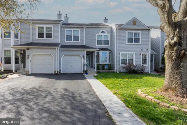 $534,900 | 33 Skyview Way, Newtown, PA 18940