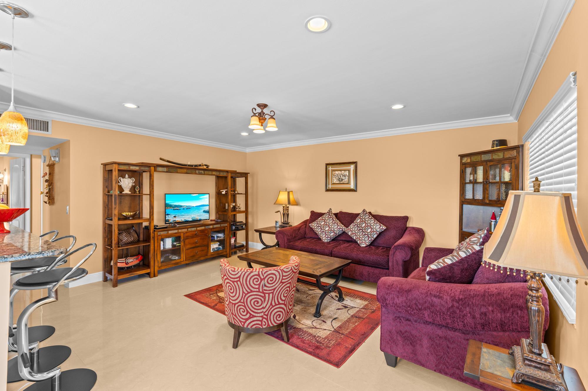 480 Flanders I Delray Beach, FL 33484 - Photo 13 of 44 A7402254-2